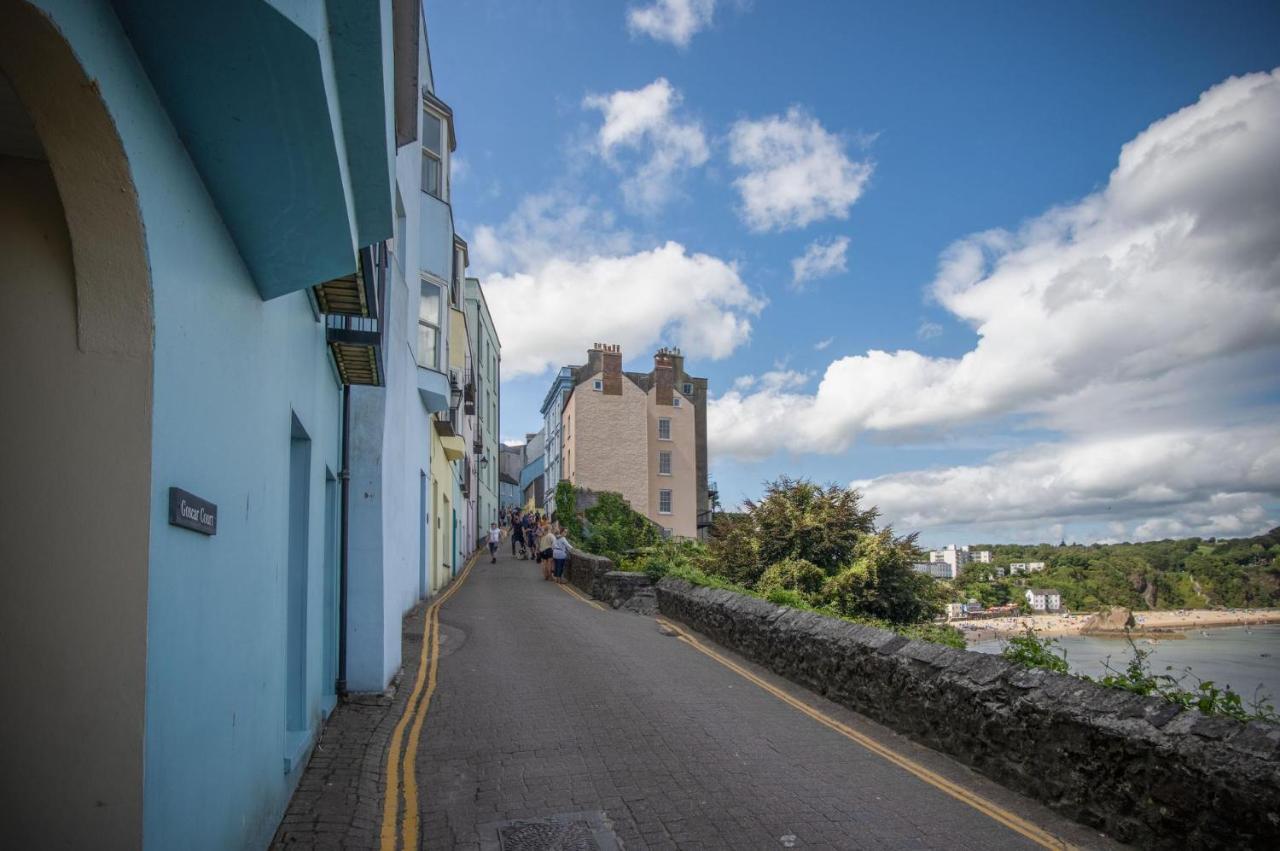 Goscar Court - 1 Bedroom Apartment - Tenby Exteriör bild